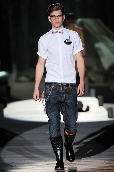 Look 34